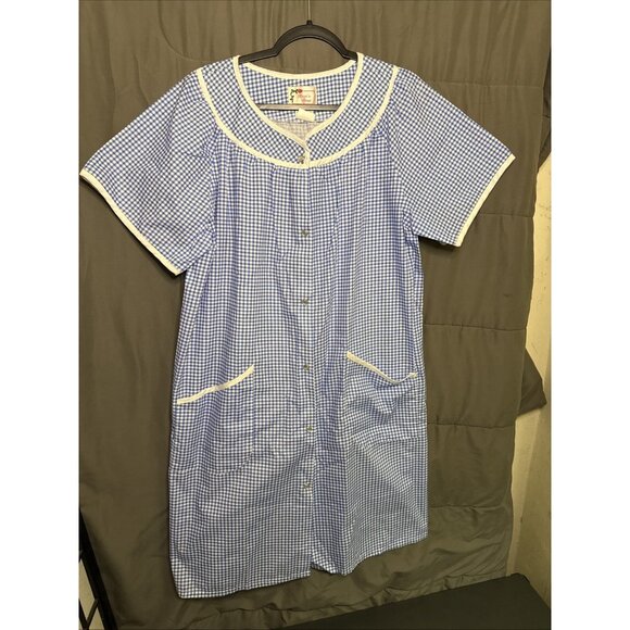 Vintage Blue Checked House Coat Size MEDIUM Front Snaps Pockets Rosa Closet - Picture 2 of 12